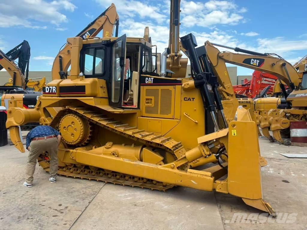 CAT D 7 R Bulldozer