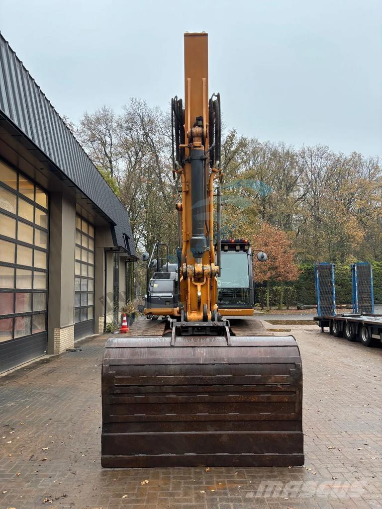 CASE CX 300 D Raupenbagger