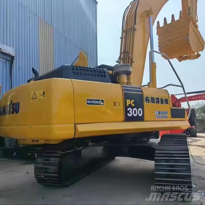 Komatsu PC300 Raupenbagger