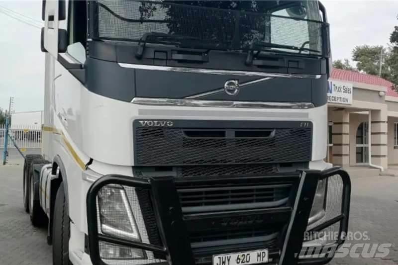 Volvo FH440 Andere Fahrzeuge