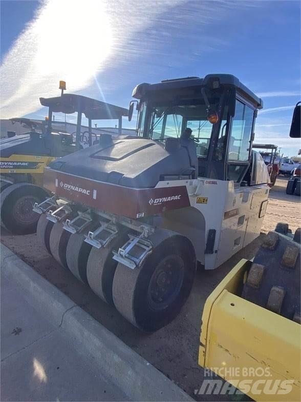 Dynapac CP2700 Gummiradwalzen