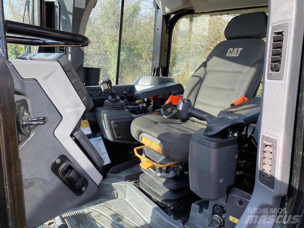 CAT D 6 Bulldozer