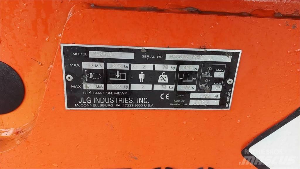 JLG M600JP Teleskopbühnen