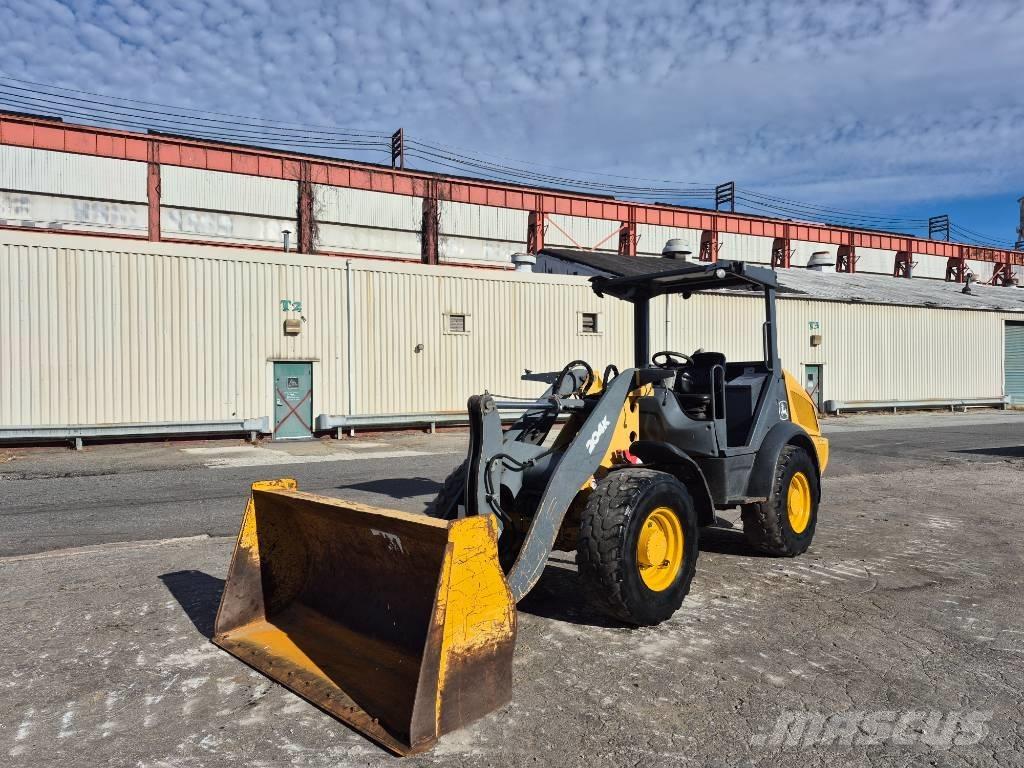 John Deere 204 K Radlader