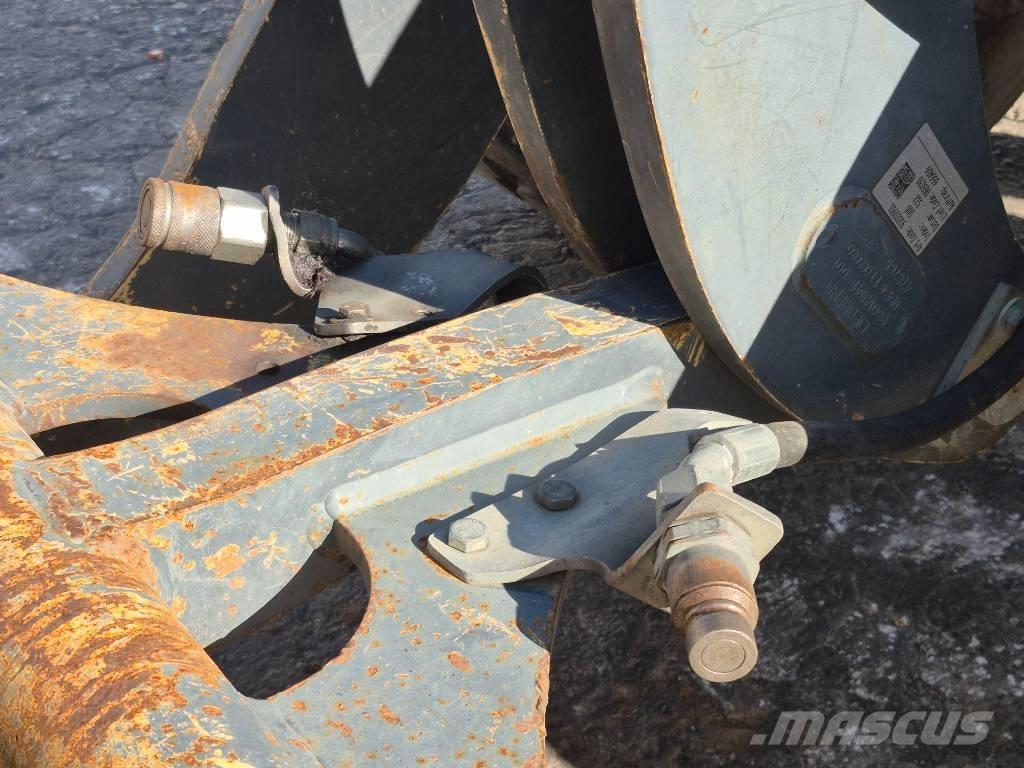 John Deere 204 K Radlader