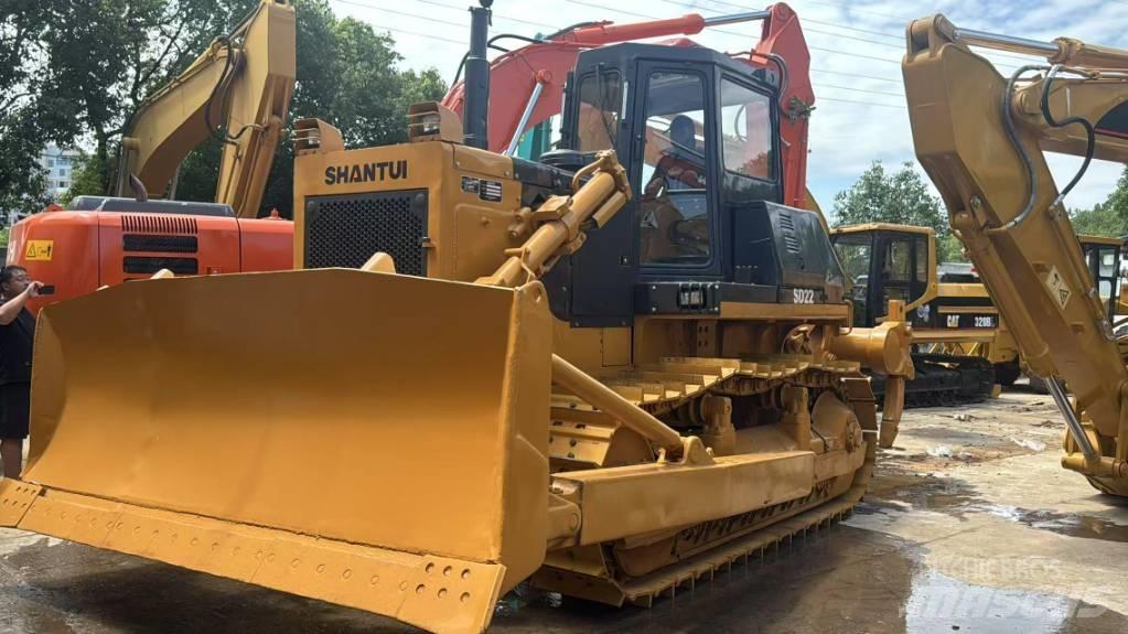 Shantui SD 22 Bulldozer