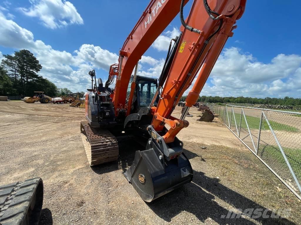 Hitachi ZX 135 US-6 Raupenbagger