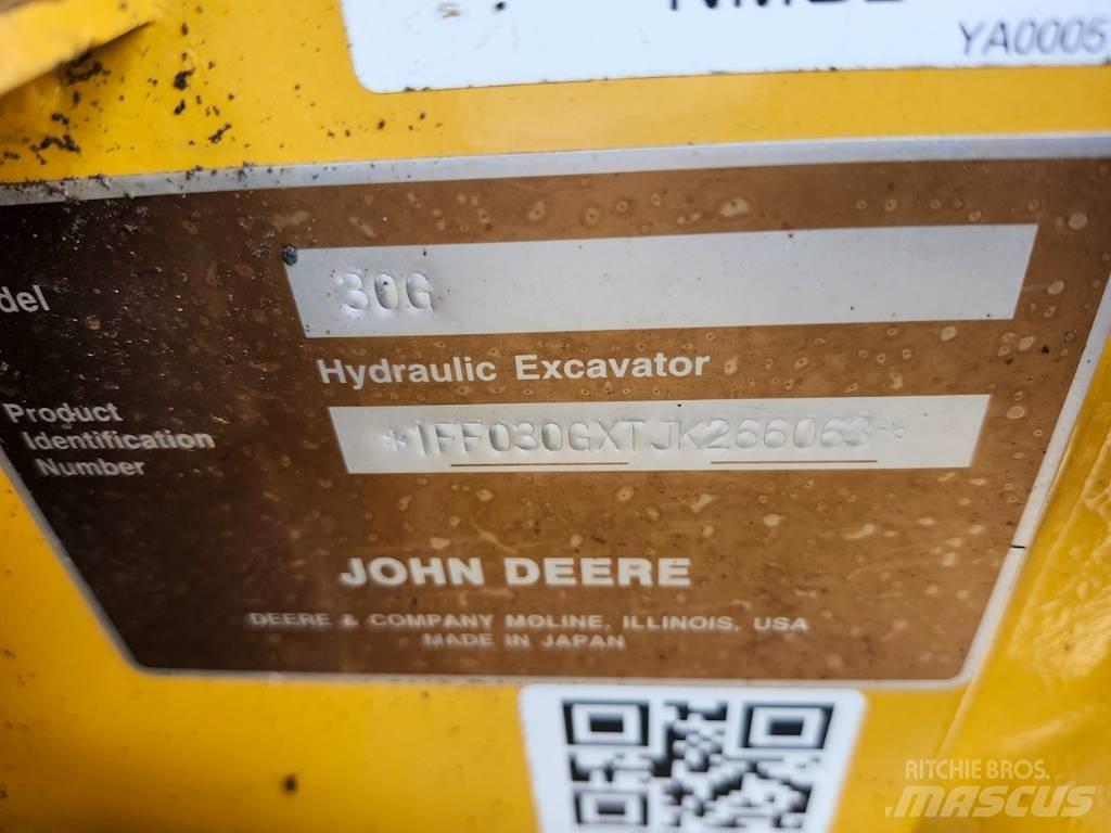 DEERE 30G Minibagger < 7t