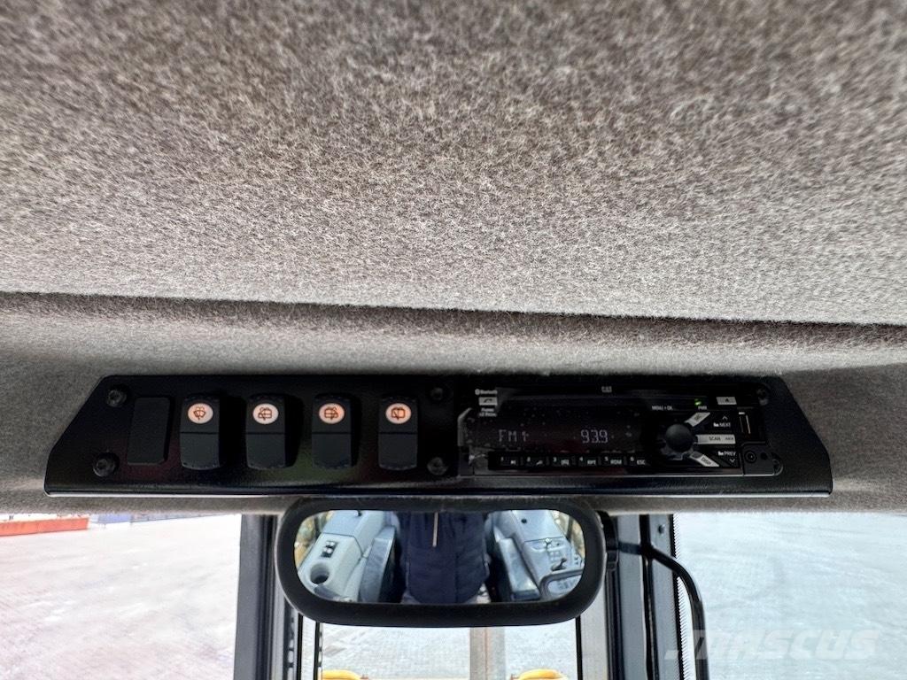 CAT D6N XL Bulldozer