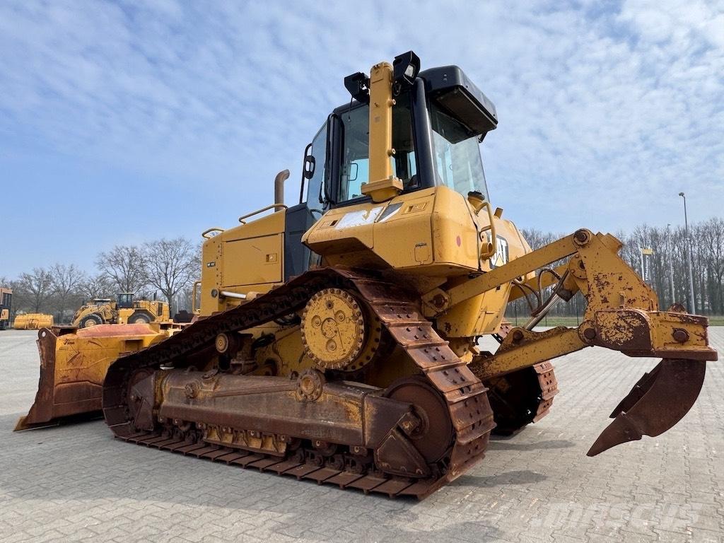CAT D6N XL Bulldozer