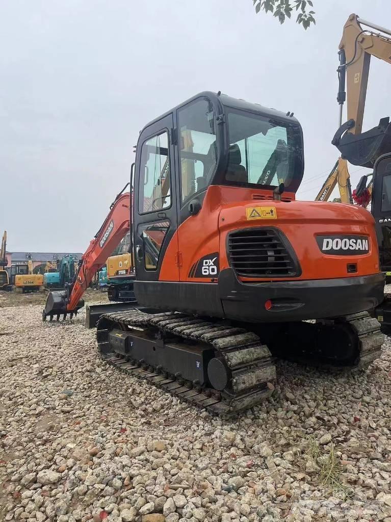 Doosan DX60 Minibagger < 7t