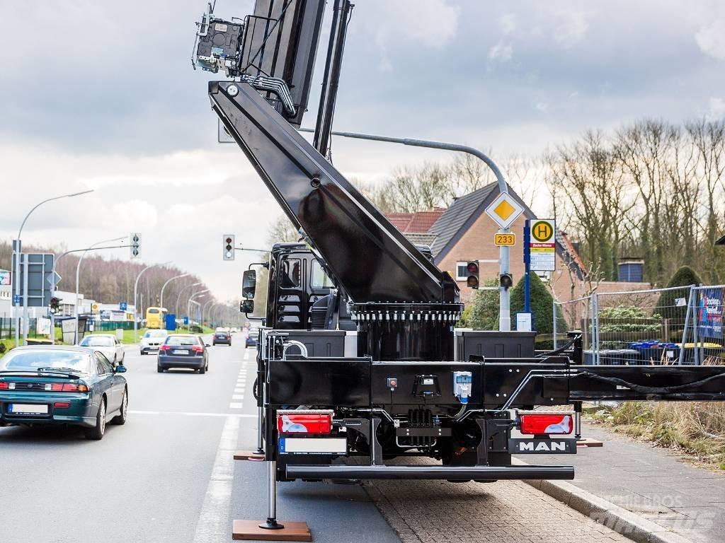 Böcker AK 37/4000 Kranen voor alle terreinen