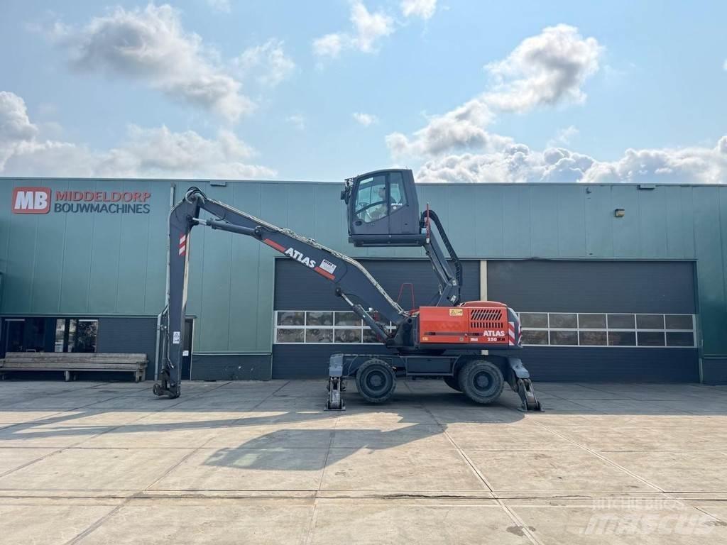 Atlas 250 MH Materialumschlag