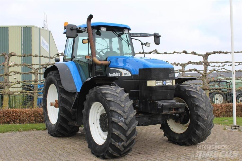New Holland TM190 Traktoren