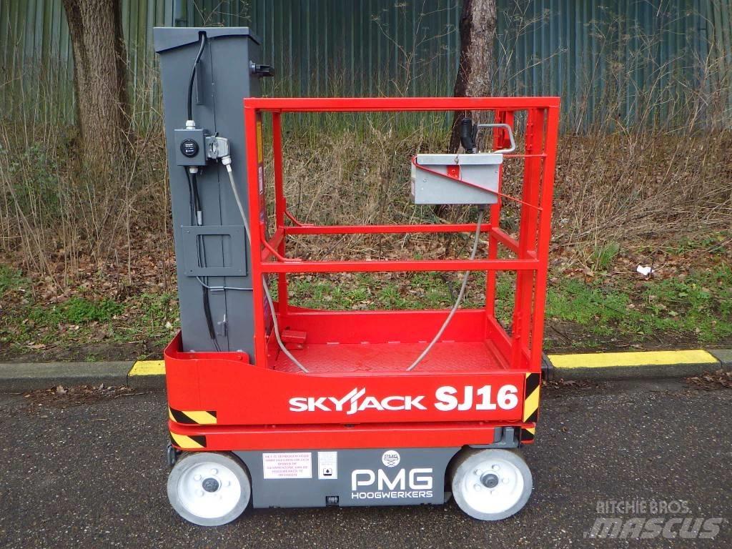 SkyJack SJ16 Personenaufzüge