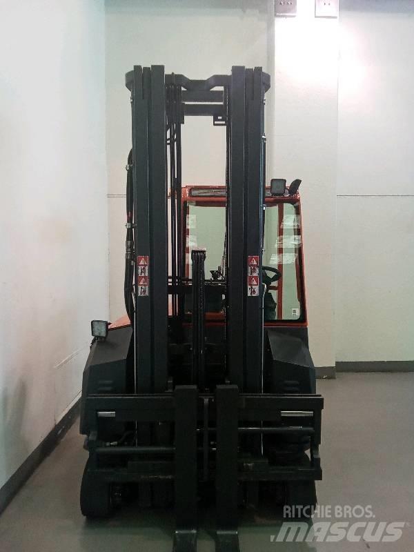 Combilift C 3000CBE Elektrische heftrucks