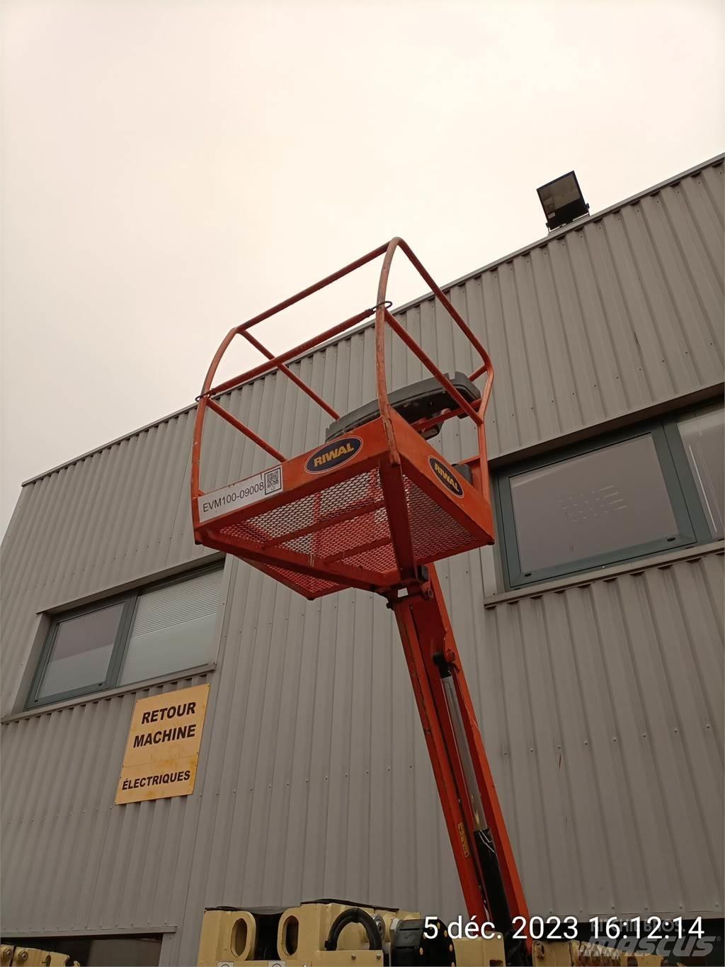 JLG T10E Andere Arbeitsbühnen