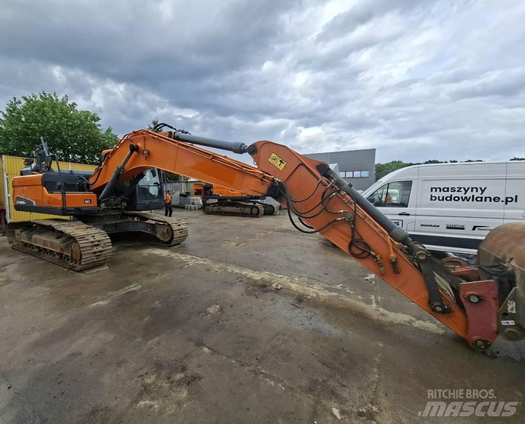 Doosan DX225LC-5 Raupenbagger