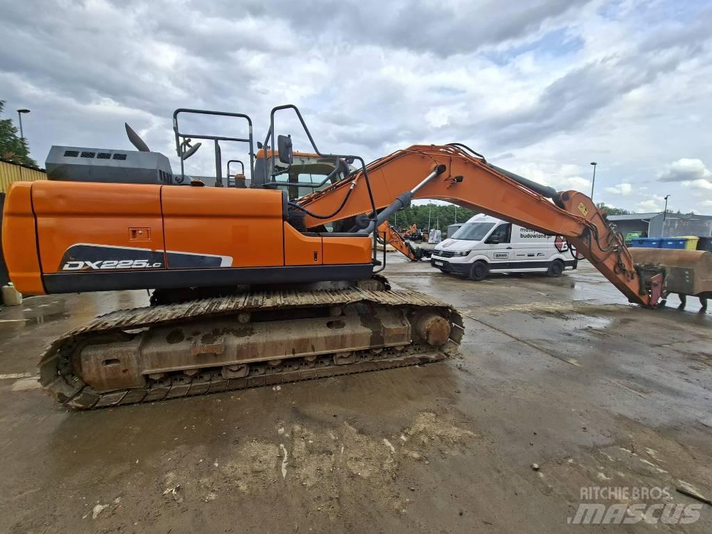 Doosan DX225LC-5 Raupenbagger