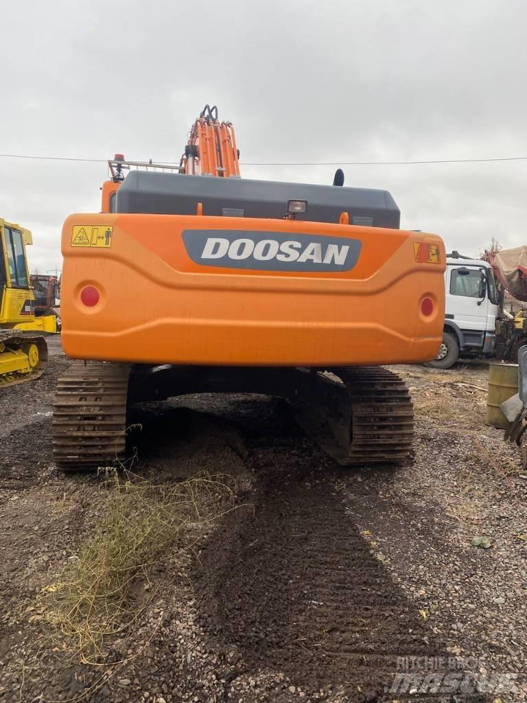 Doosan DX 340 LCA Raupenbagger