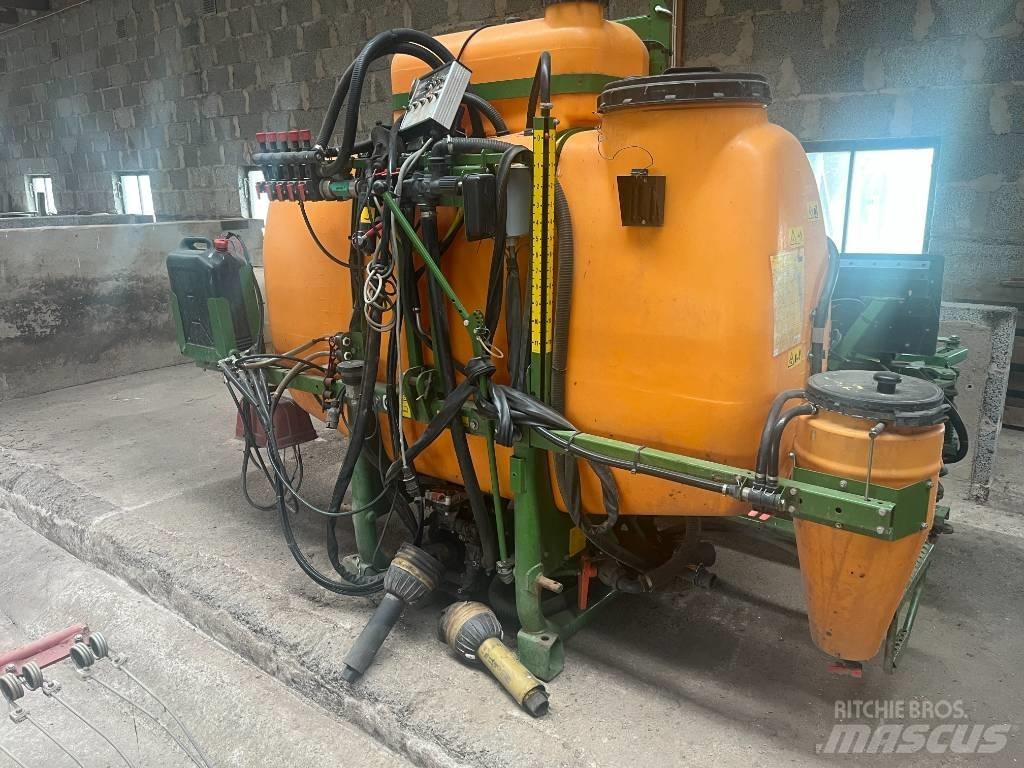 Amazone UF 1000 Anbauspritzen