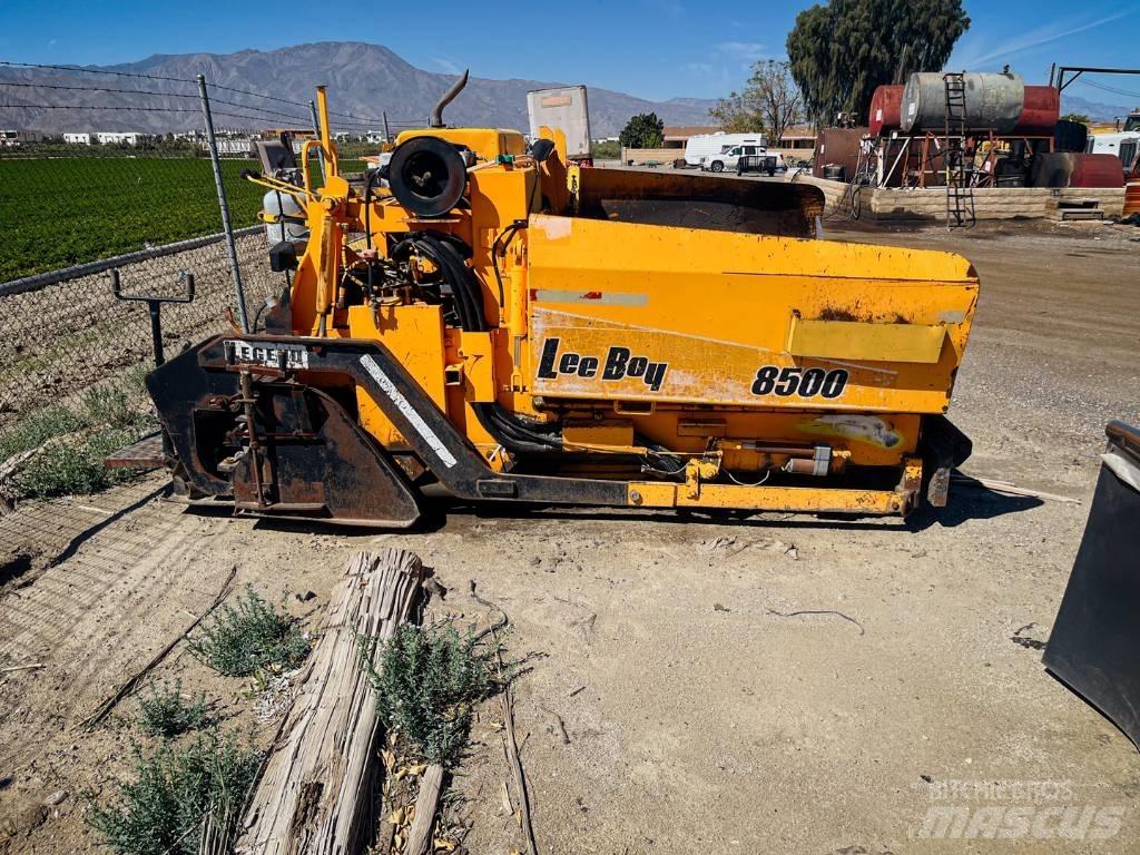 LeeBoy L 8500 Strassenfertiger