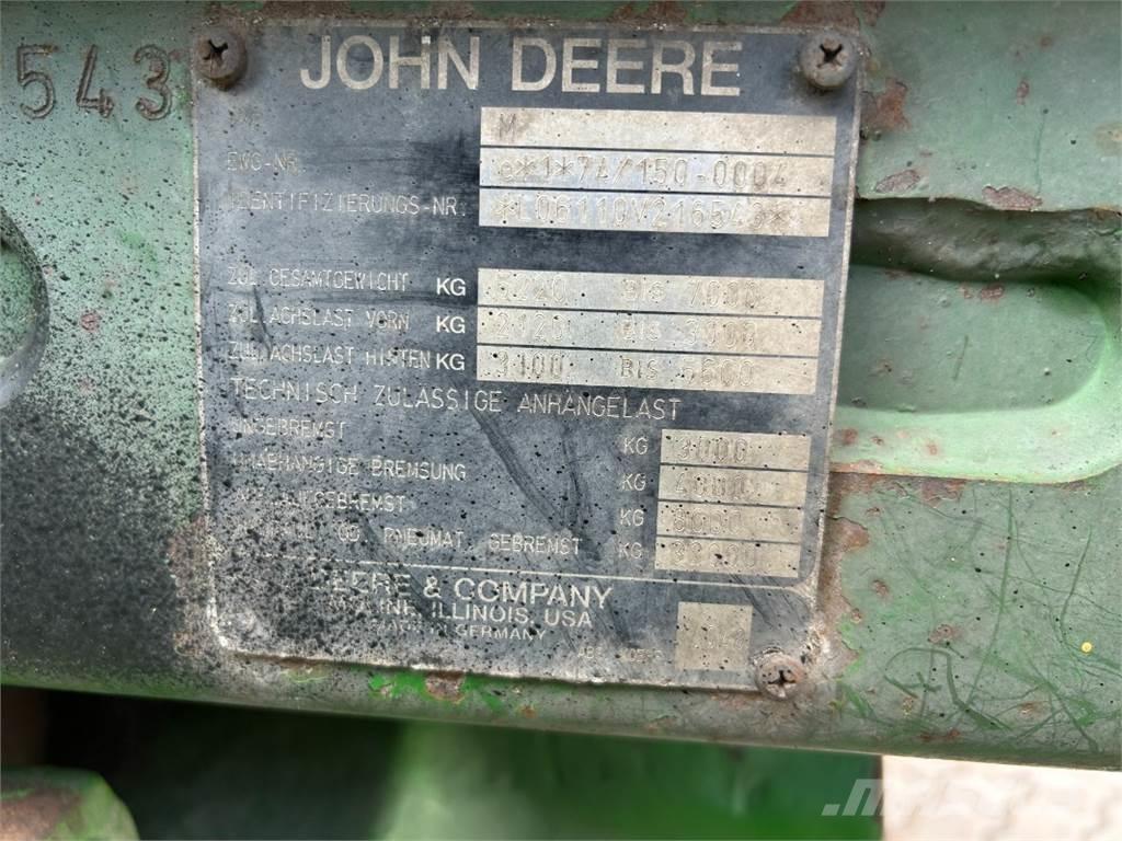 John Deere 6110 Traktoren