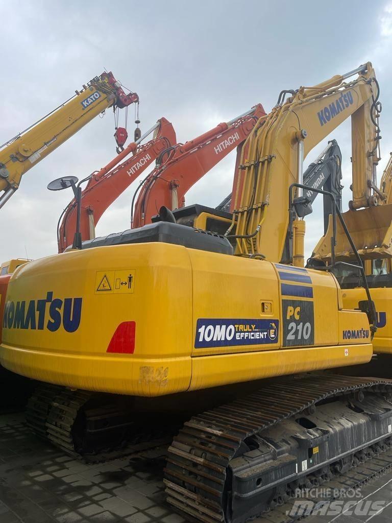 Komatsu PC210-10MO Raupenbagger