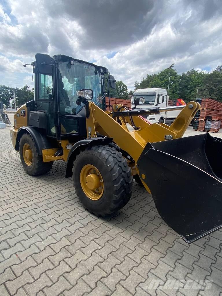 CAT 906 Radlader