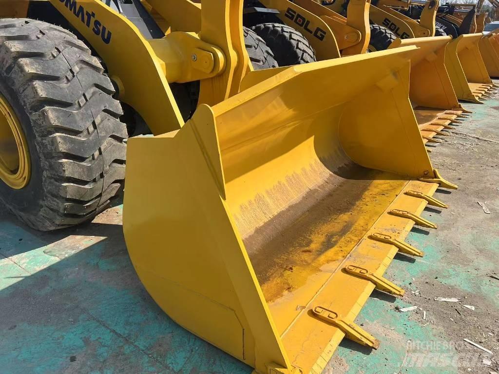 Komatsu WA 380 Radlader