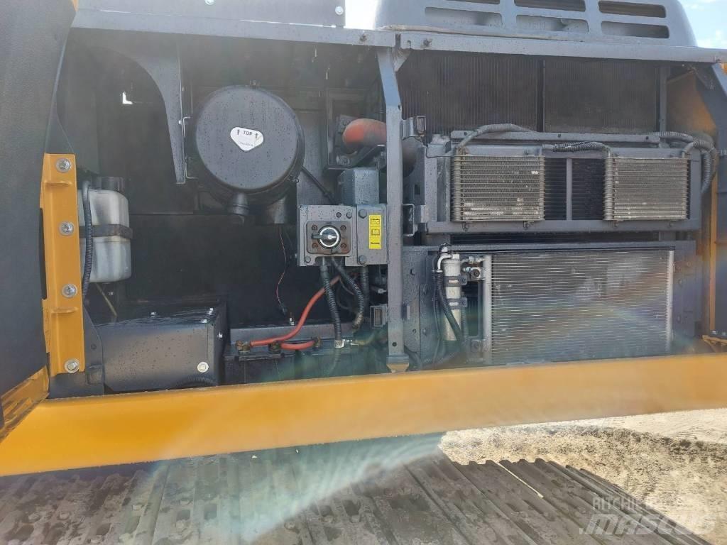 CASE CX 300 D Raupenbagger