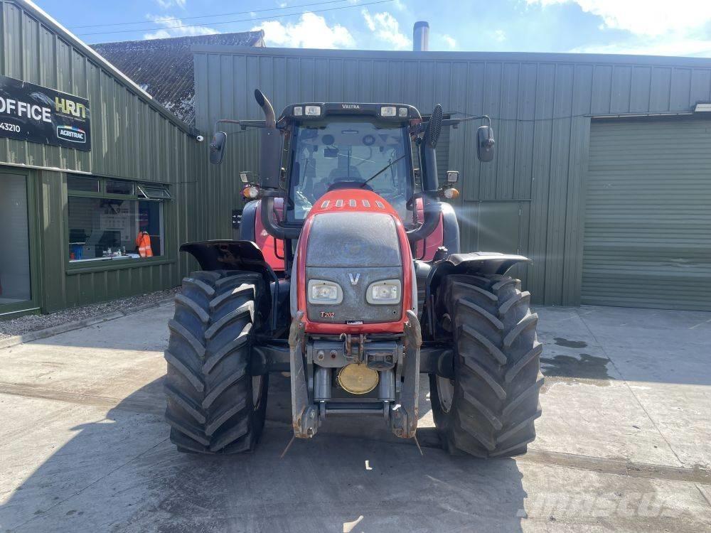 Valtra T 202 Versu Traktoren