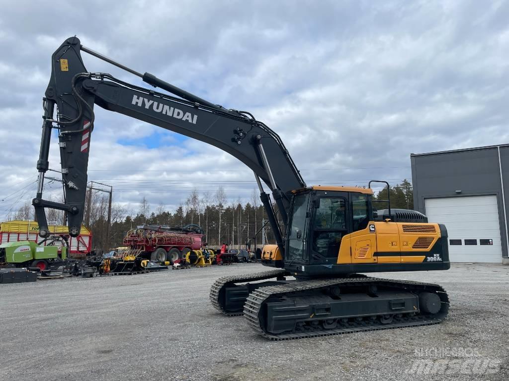 Hyundai HX 300 AL Raupenbagger