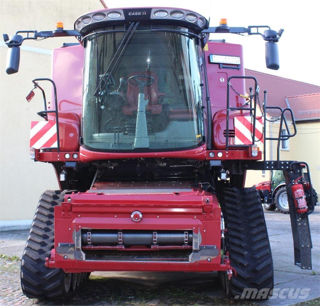 Case IH AF 8250 Mähdrescher
