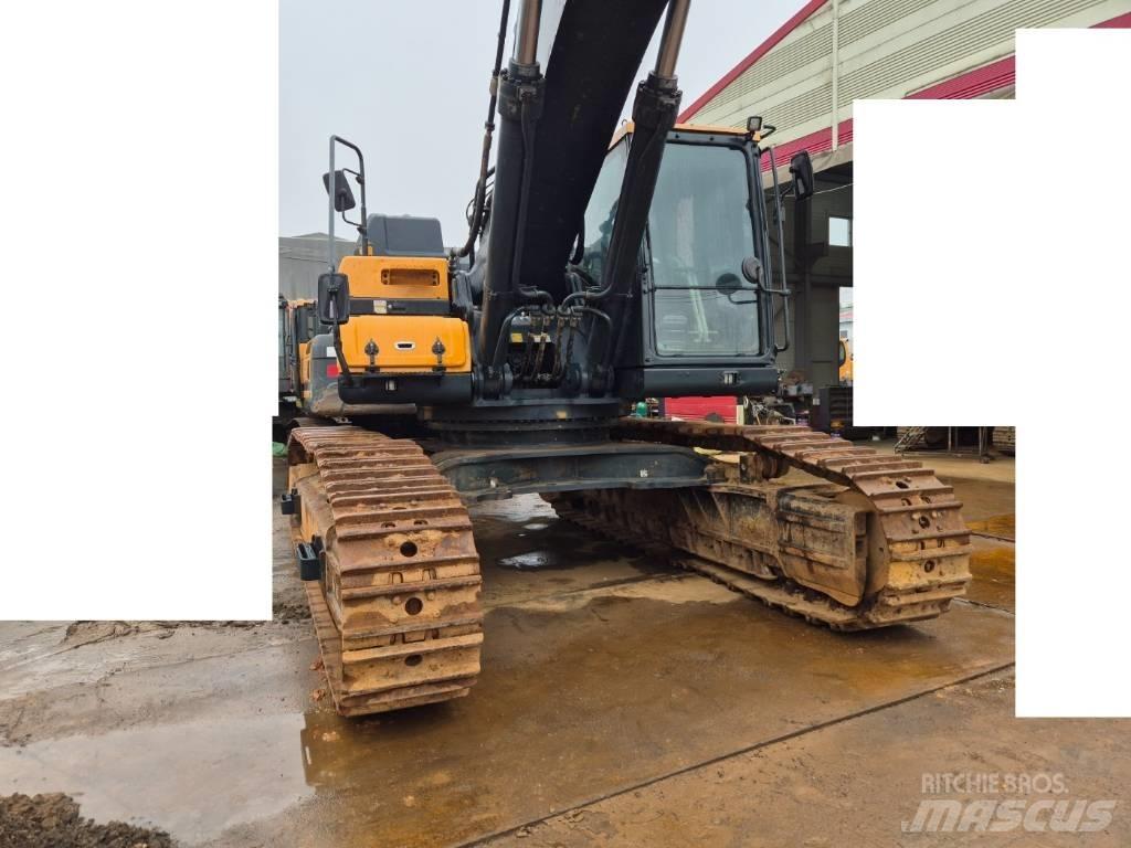 Hyundai HX 520 L Raupenbagger