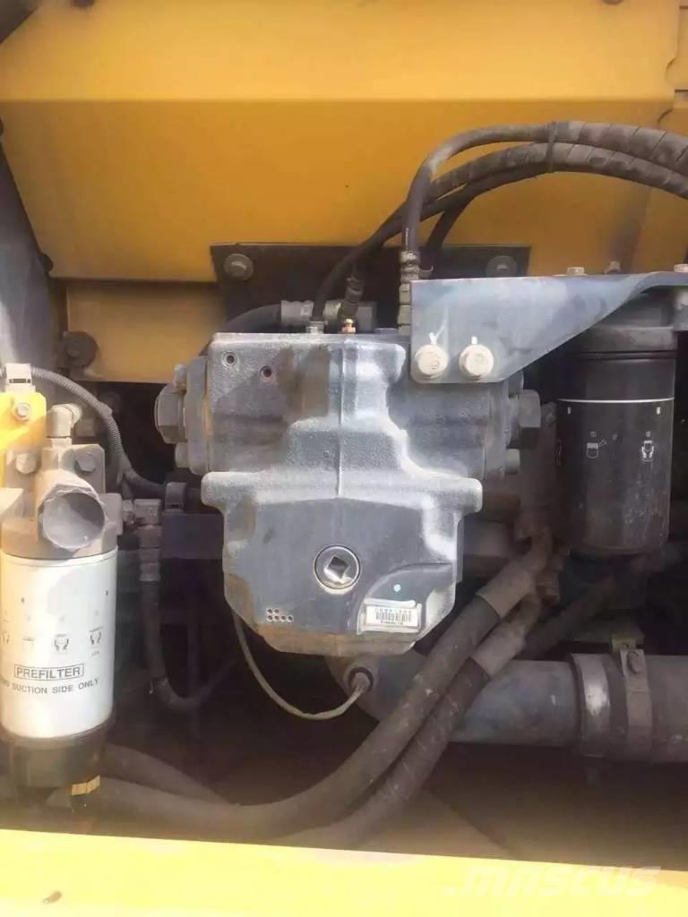 Komatsu PC 200-7 Raupenbagger