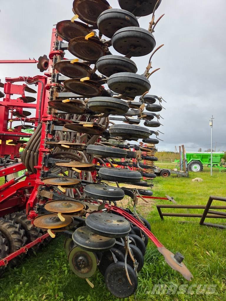 Horsch Focus 6 TD Drillmaschinen