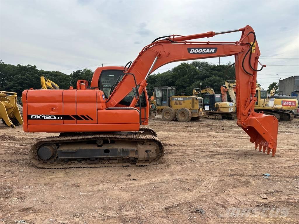 Doosan DX 120 Raupenbagger
