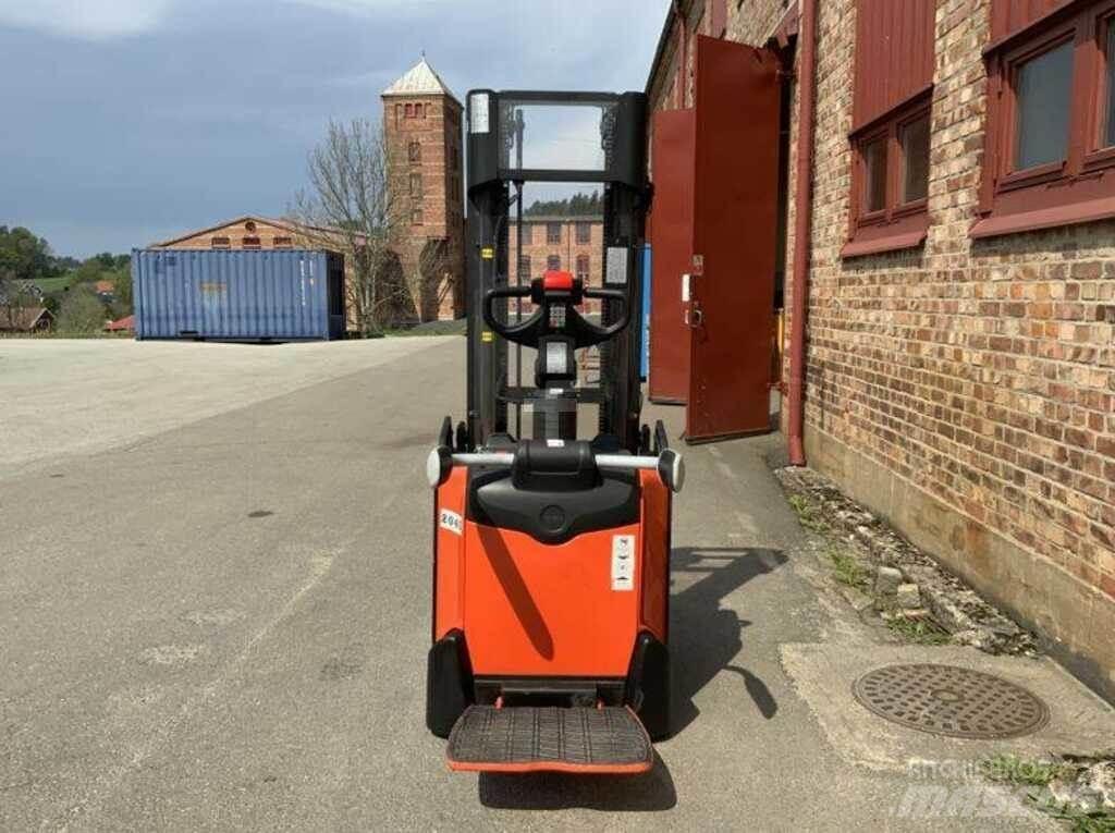 BT SPE 120 L Deichselstapler