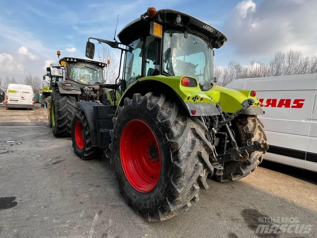 CLAAS Arion 650 Traktoren