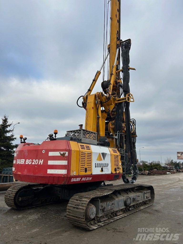 Bauer BG 20 H Schwere Bohrgeräte