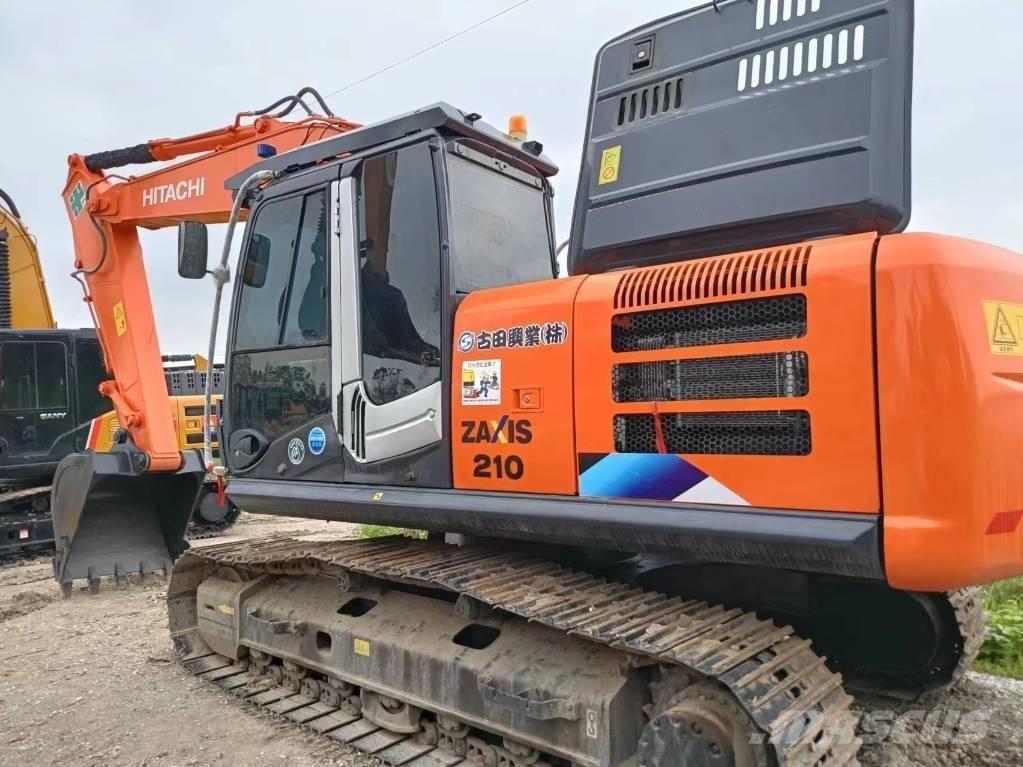 Hitachi ZX210 Raupenbagger