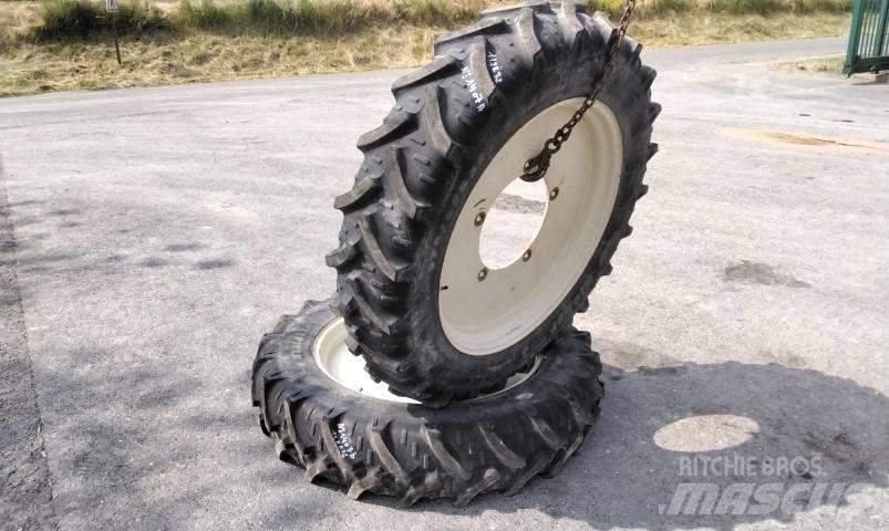 Kleber 11.2R32 Reifen