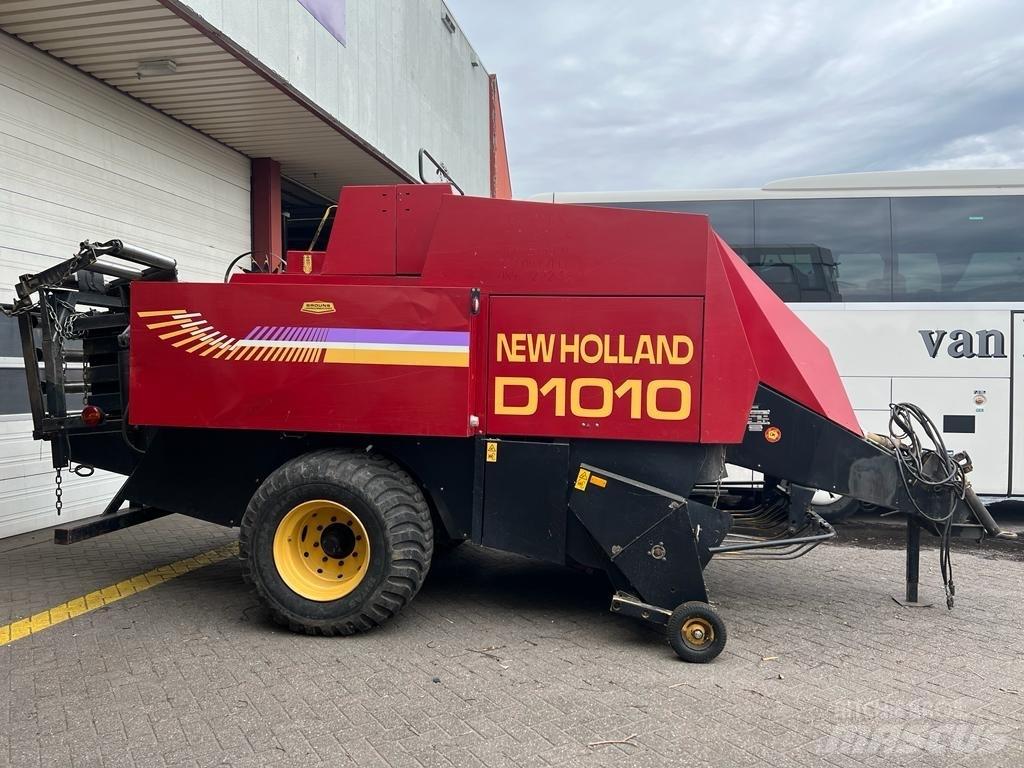 New Holland D 1010 Quaderpressen