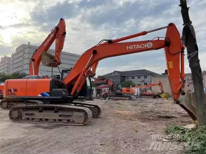 Hitachi ZX 250 Raupenbagger