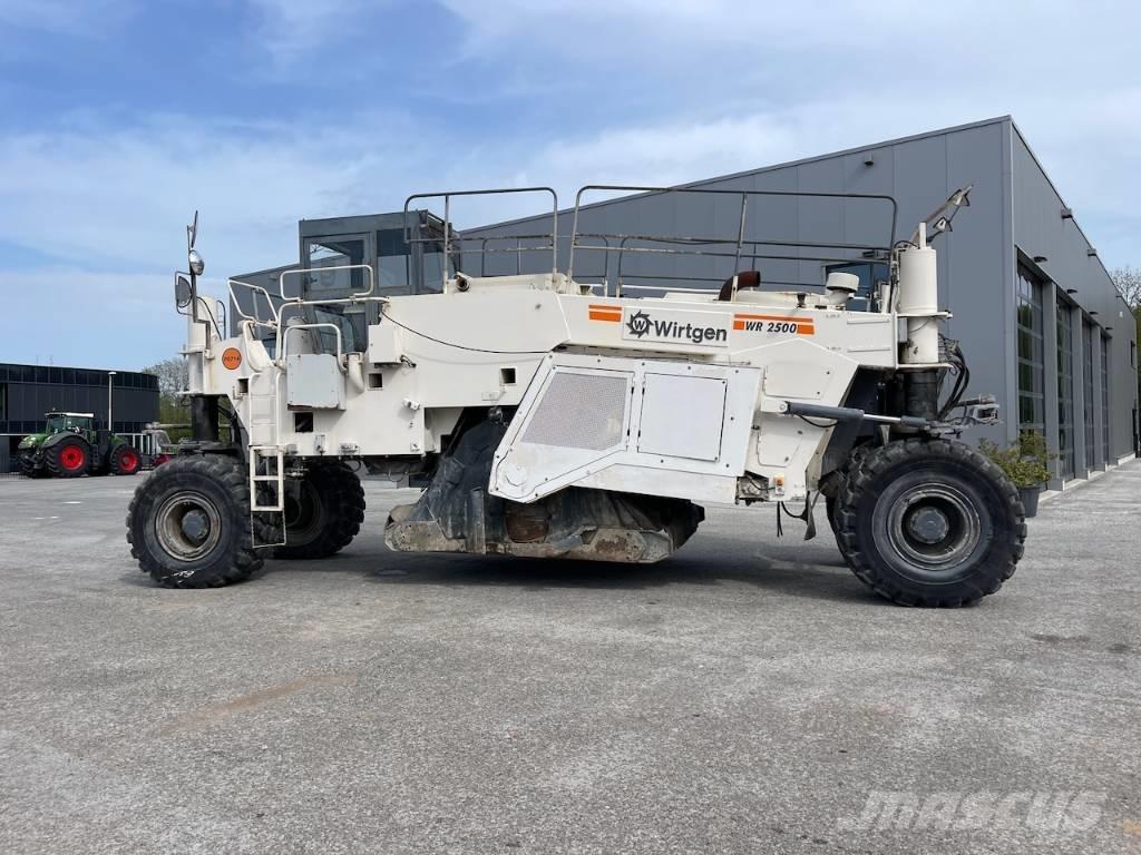 Wirtgen WR 2500 S Asphalt-Recycler