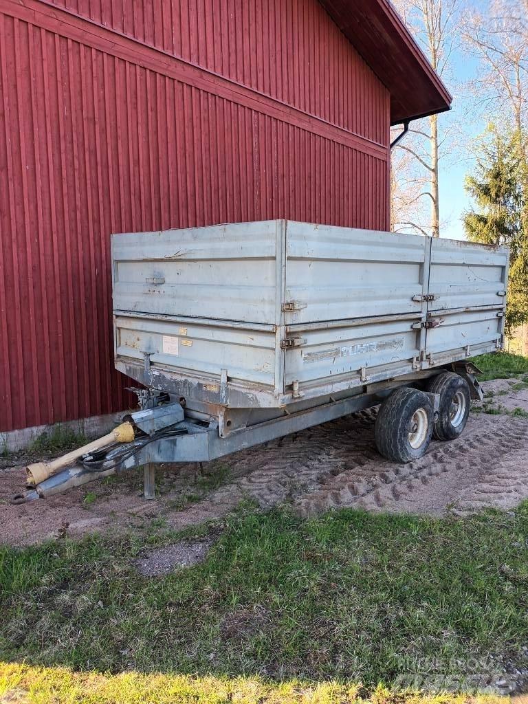 Tuhti Täyttövaunu Getreideanhänger