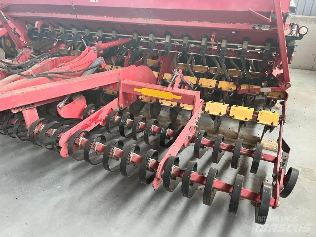 Väderstad Rapid400C Drillmaschinenkombination