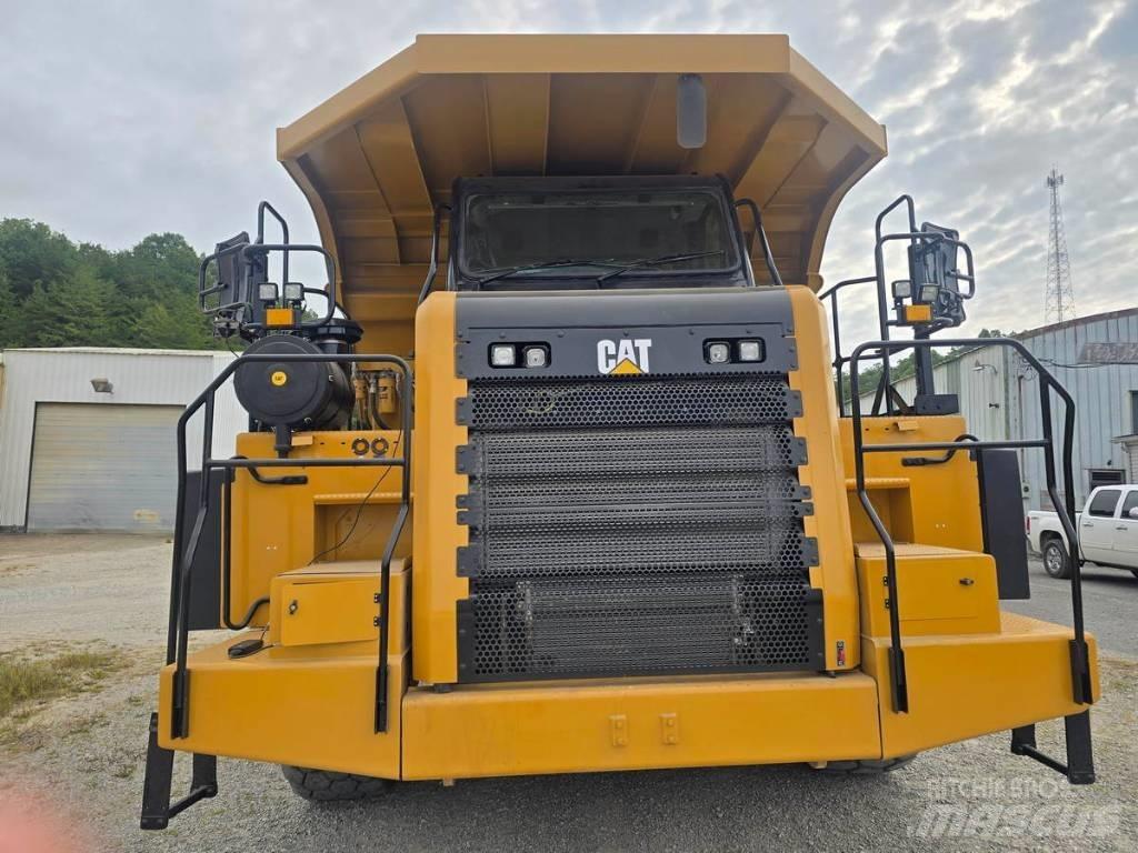 CAT 772G Dumper - Knickgelenk