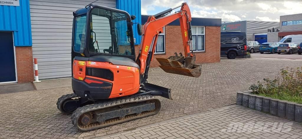 Kubota U 27-4 Minibagger < 7t